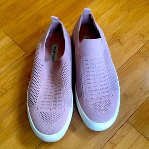 Steve Madden slip on sneakers